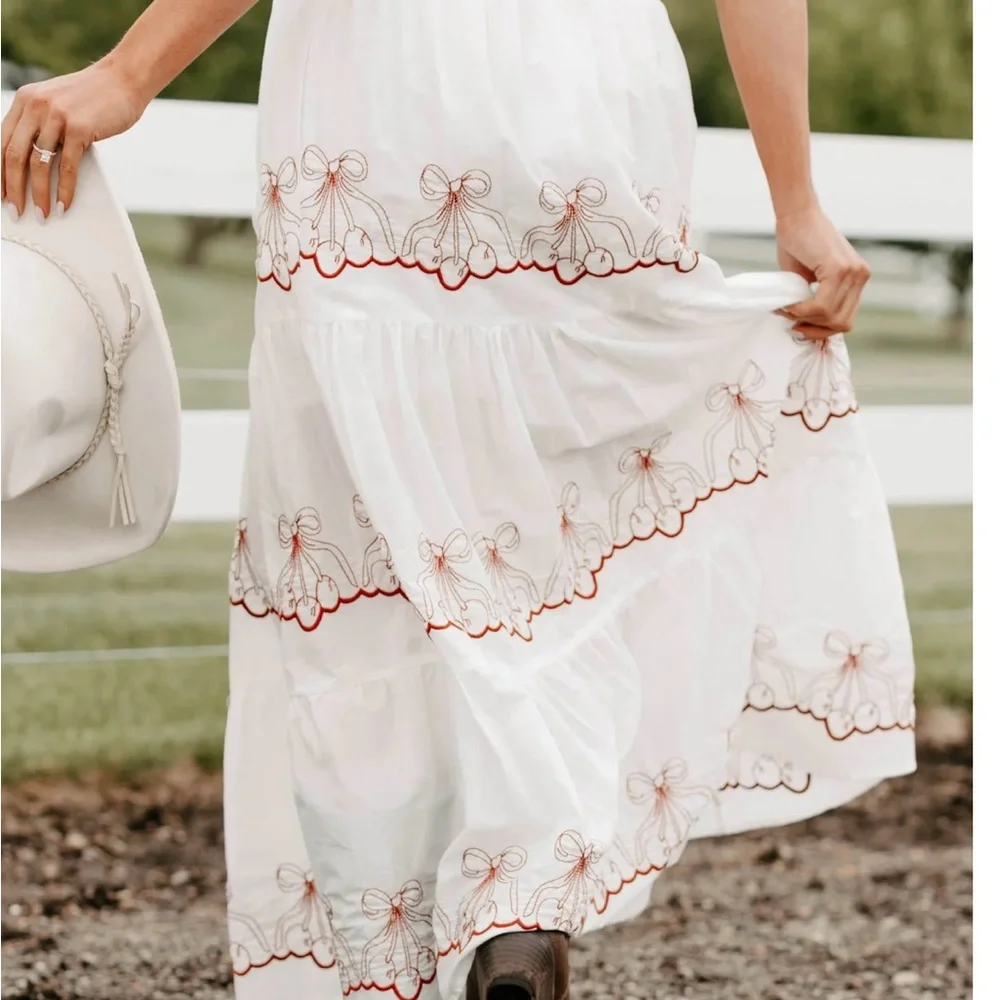 LoveShack Fancy as seen on Taylor Swift. Elegant White and Red Embroidered Skirt - Picture 5 of 5